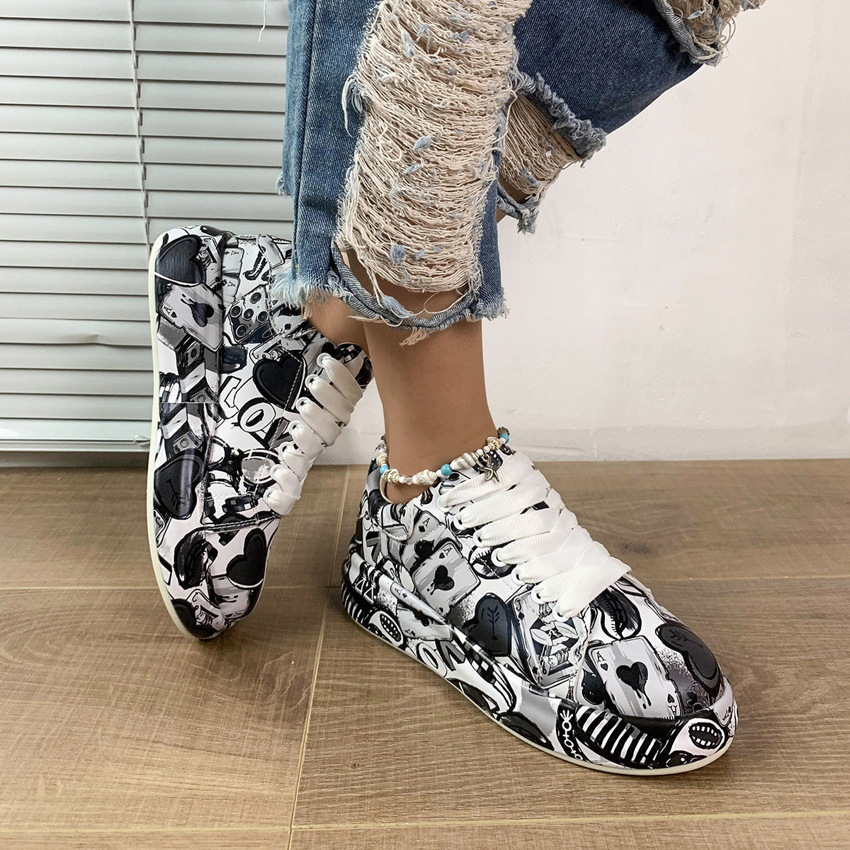 Halloween Cartoon Print Flats Fashion Graffiti Flats Shoes Platform Lace-up Round Toe Sports Shoes